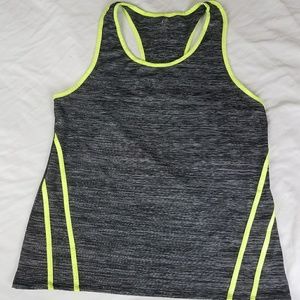 Plus Size Green and dark gray active top